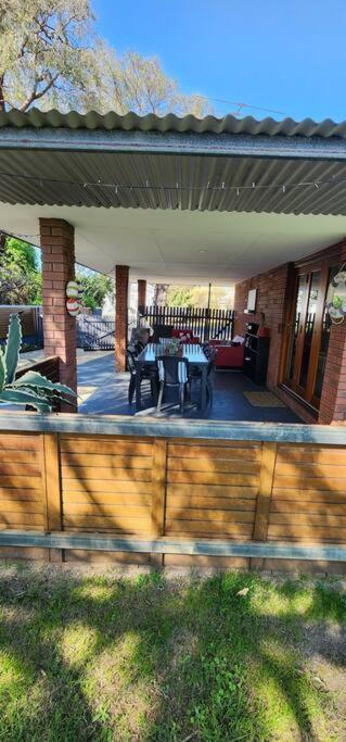 Abbey Beach Cottage Busselton Exterior foto